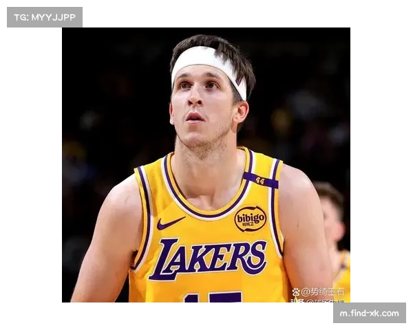 里夫斯赛季场均34分7板9助 表示队友和教练组信任让我自在发挥