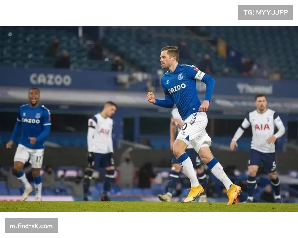 富勒姆与埃弗顿同积三十四分 中游位置相对稳固